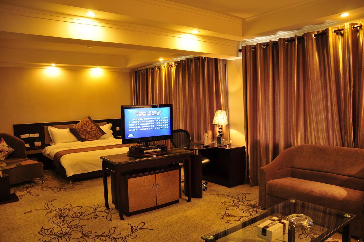 Urumqi Jingu Hotel Exterior photo